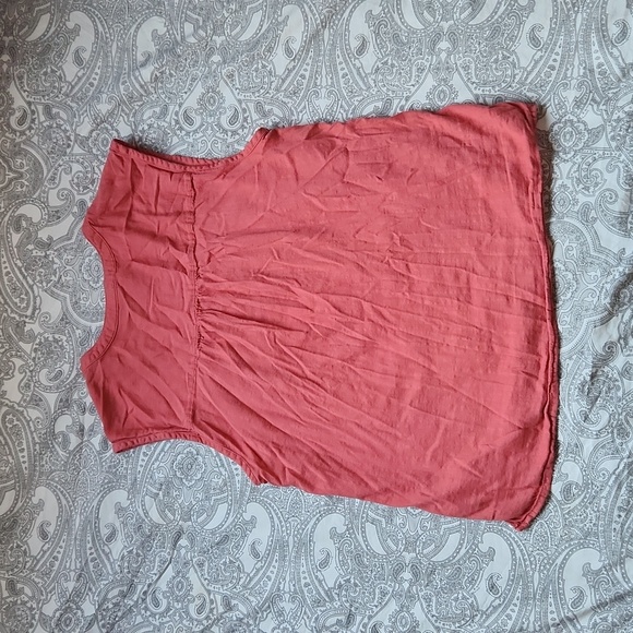 Old Navy button-up blouses, size medium - Picture 5 of 7